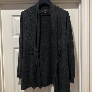 Women’s Open Front Sweater -M